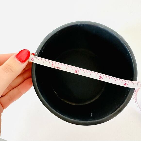 VINTAGE Black Matte Ceramic Plant Pot Decorative Vase Cylinder Circle 4" - Picture 8 of 8